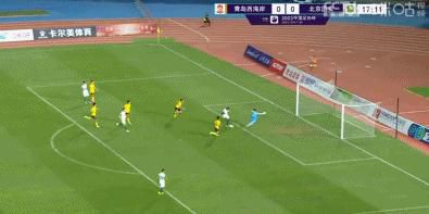 偷窥隔壁的人妻