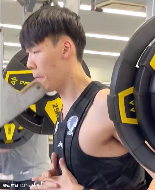 噼里啪啦的动漫在线观看